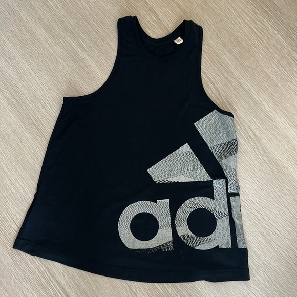 ADIDAS- trainig tank - Picture 1 of 2